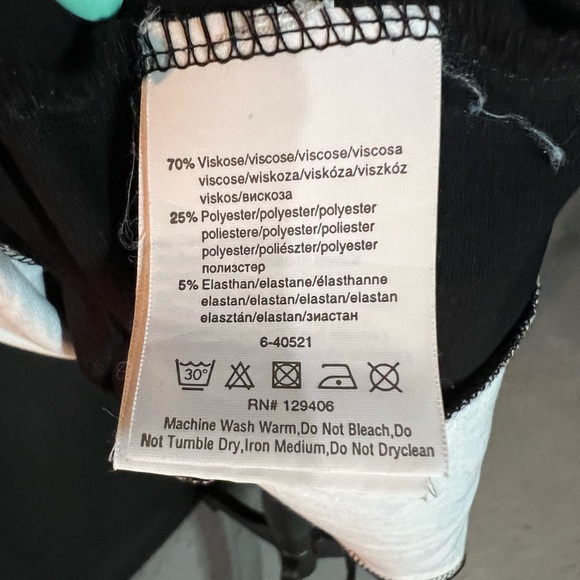 Black & White color block dress - Picture 5 of 5